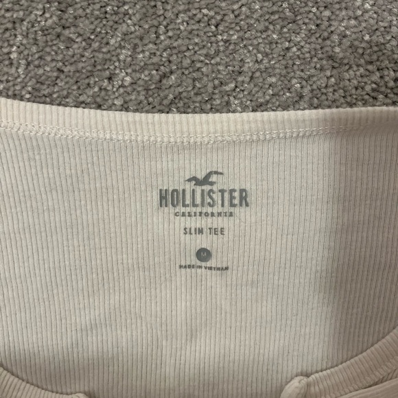 Hollister Long Sleeve Top - Picture 3 of 3